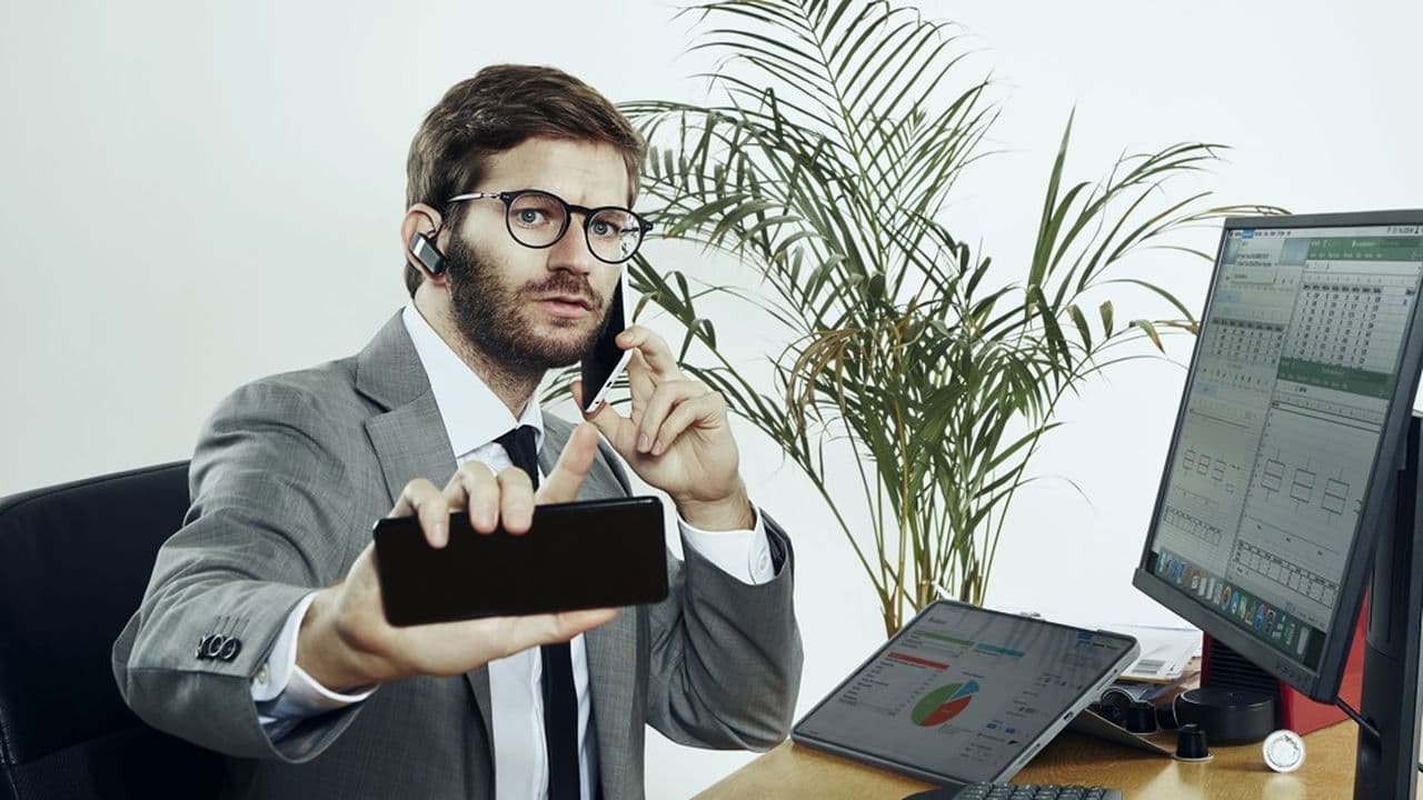 Thomas Wiesel travaille